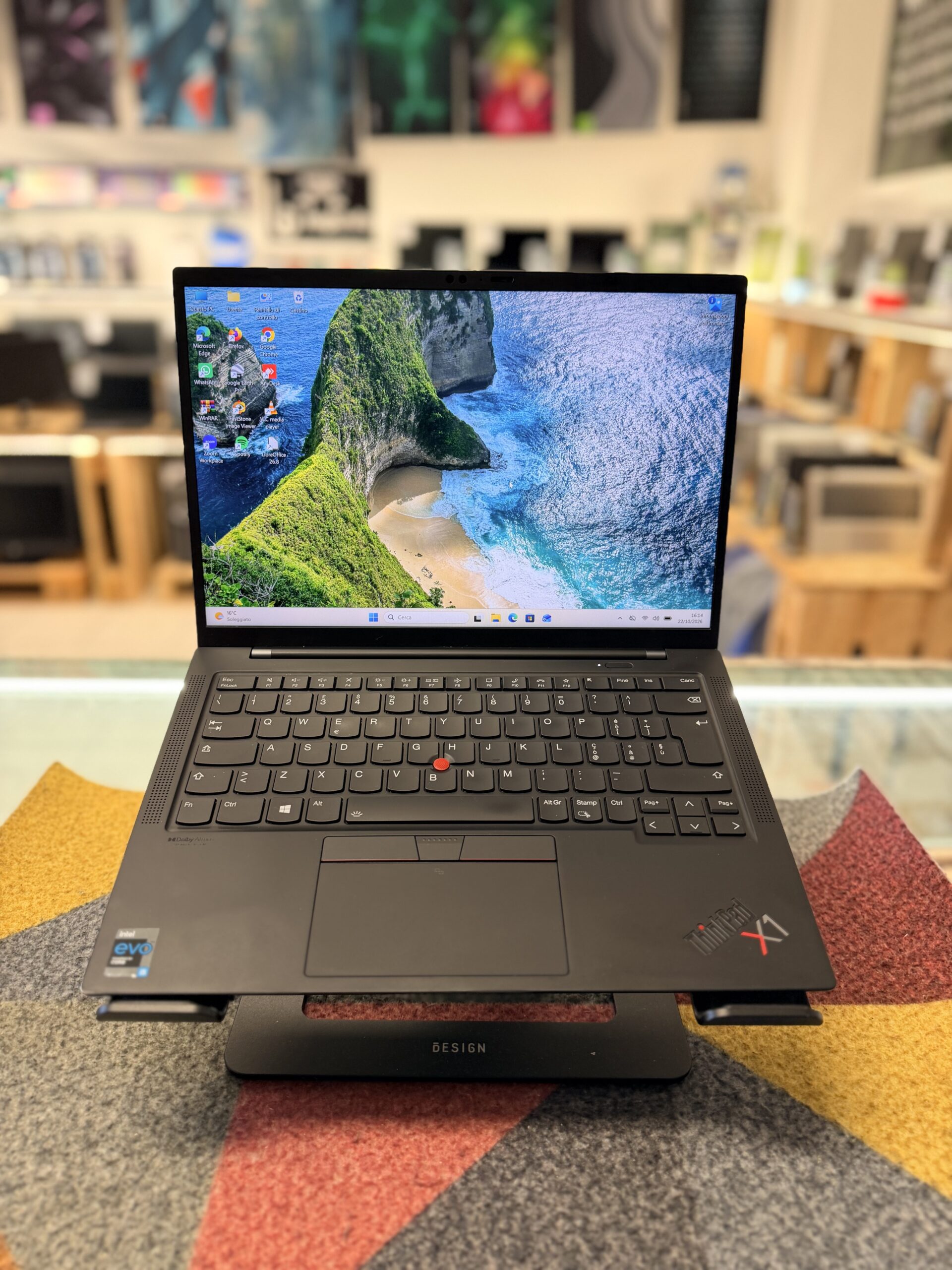 Lenovo ThinkPad X1 Carbon Gen 9 Ricondizionato | i5-1135G7 | 16GB RAM | 512GB SSD | 14" WUXGA | Windows 11 Pro | Grado B