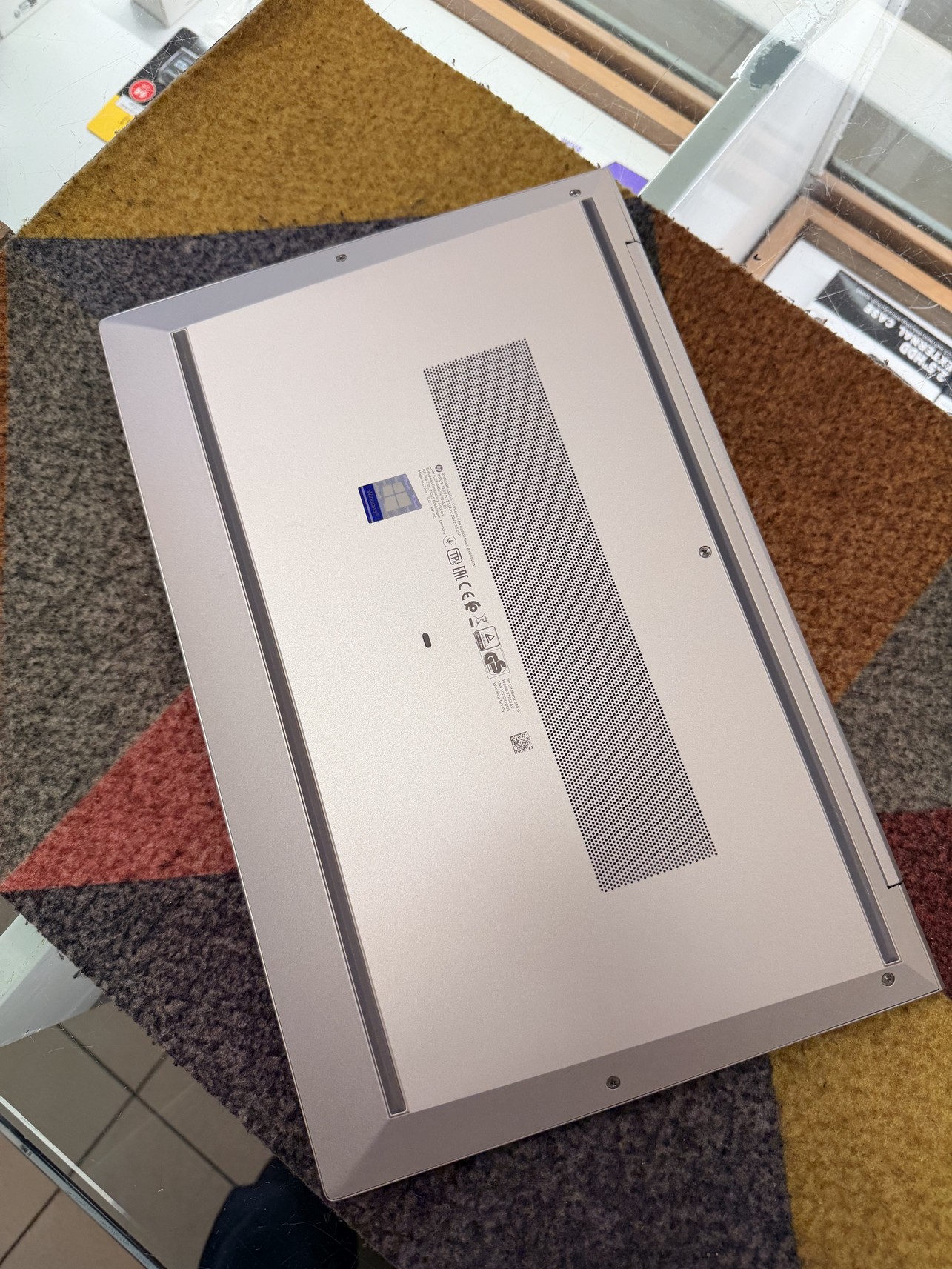 HP EliteBook 850 G7 Ricondizionato | i5-10210U | 8GB RAM | 256GB SSD | 15.6″ FHD | Windows 11 Pro | Grado A - immagine 7