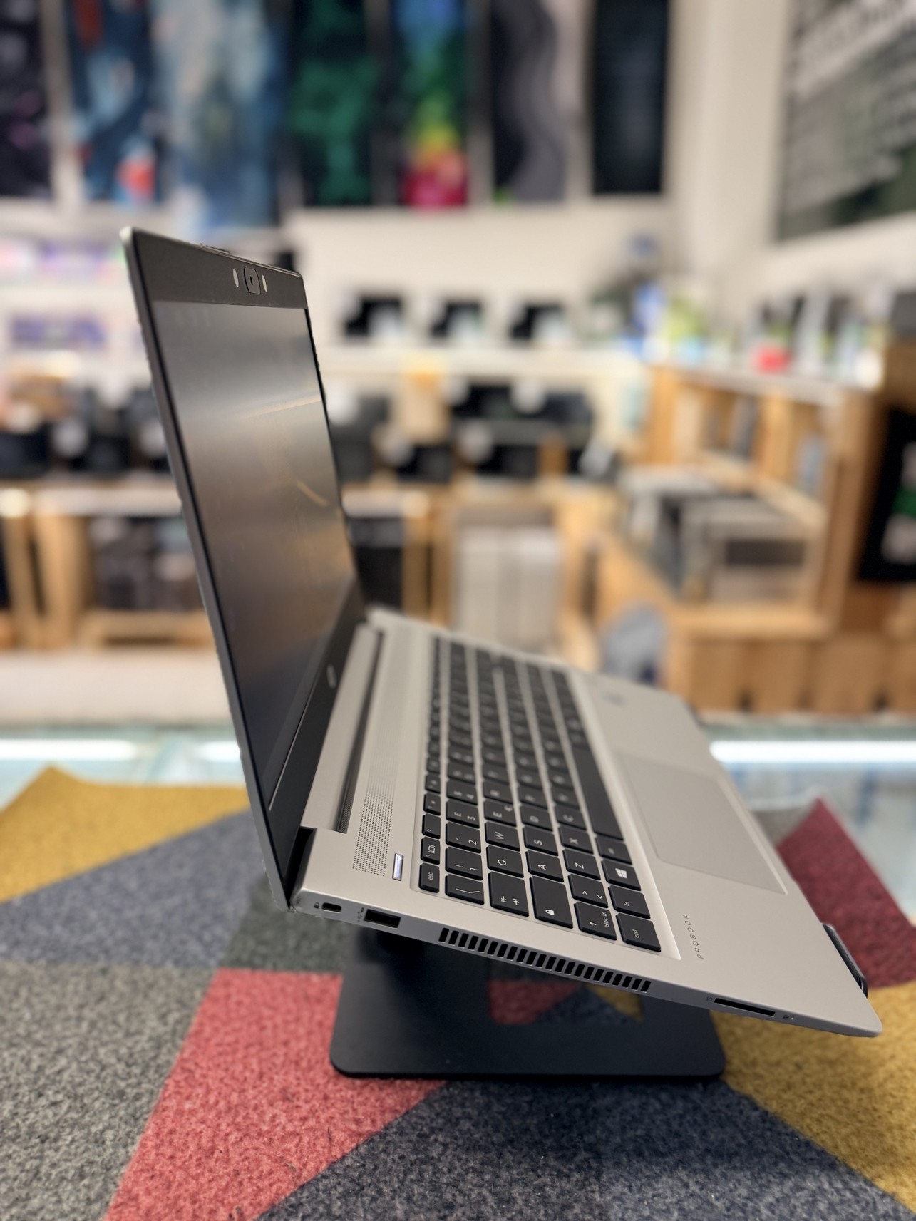 HP ProBook 440 G7 Ricondizionato | i5-10210U | 8GB RAM | 256GB SSD | 14″ FHD | Windows 11 Pro | Grado B - immagine 3